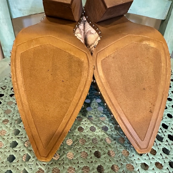 Steve Madden Alyse V Side Snake Print Western Booties - Picture 6 of 7